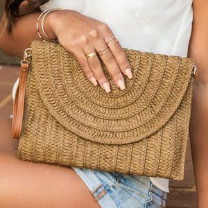 Straw convertible clutch
